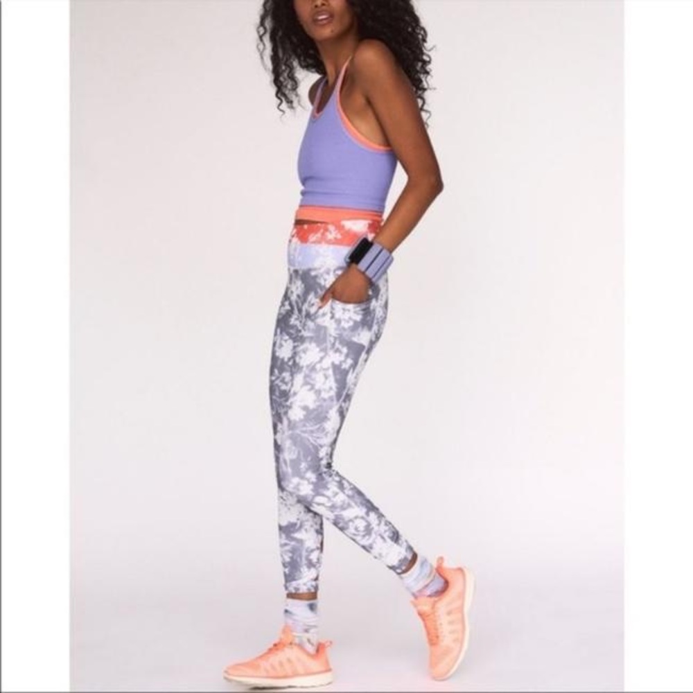 Free People Movement workout SET - Picture 7 of 16